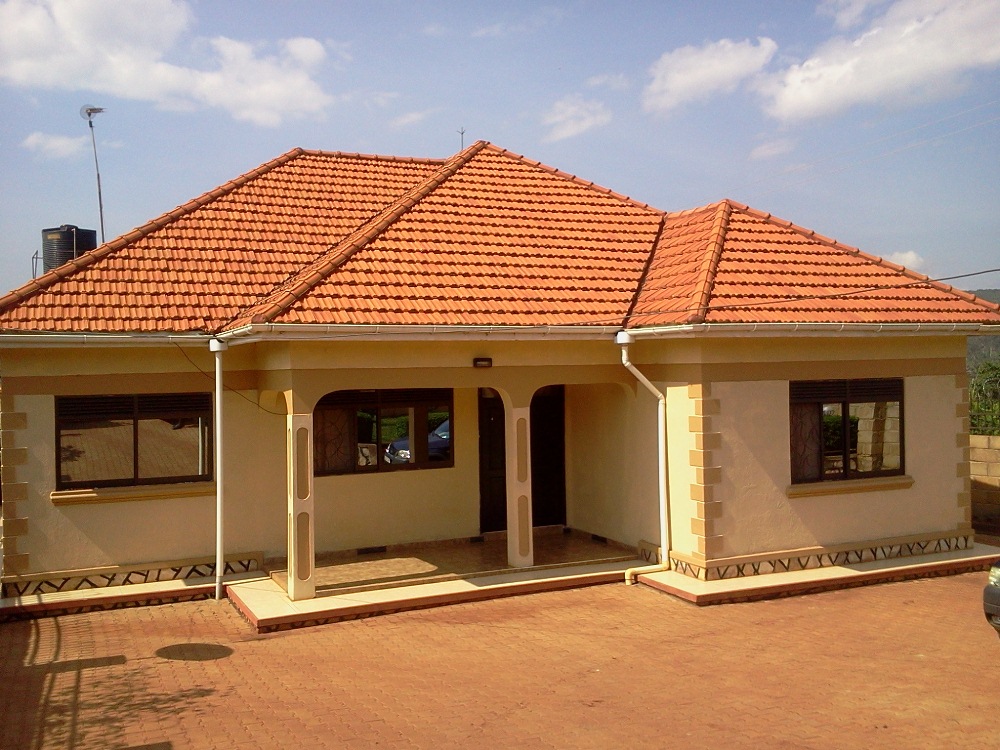 Bungalow to rent in RL722 Kakungulu Estate Entebbe rd 